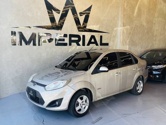 FORD FIESTA 1.6 ROCAM SEDAN 8V FLEX 4P MANUAL FORD FIESTA 1.6 ROCAM SEDAN 8V FLEX 4P MANUAL